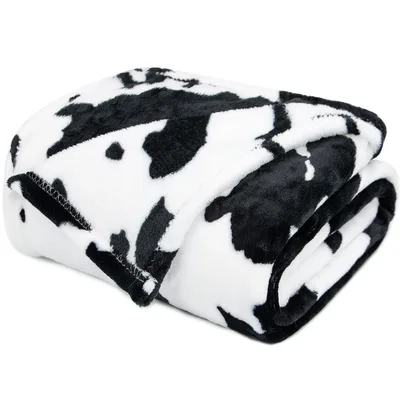 Black Cow Print Pattern Blanket: Classic Farm Animal Design