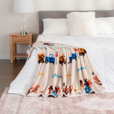 Blue Truck and Farm Blanket: Little Blue Truck Honk! Design