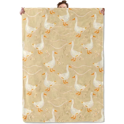 Rustic Duck Daisy Pattern Blanket: Farm Animal Throw with White Geese