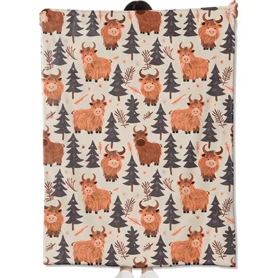 Highland Cows and Pine Blanket: Fluffy Cow Pattern for Forest Lovers