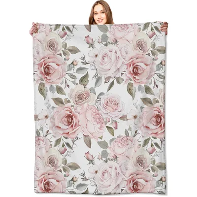 Pink Roses Floral Pattern Blanket: Vintage Rose Print for Home Decor