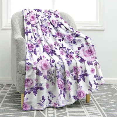 Purple Roses Floral Pattern Blanket: Vintage Purple Rose Print
