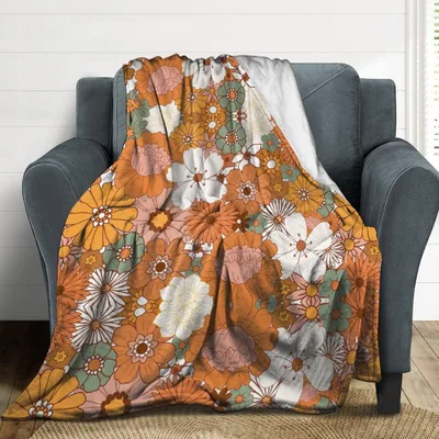 Memphis 70s Flowers Pattern Blanket: Retro Floral Throw for Cozy Nooks