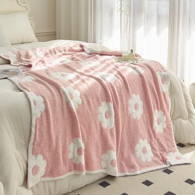 Pink Floral Sunflower Pattern Blanket: Soft Pink Daisies for Cozy Days
