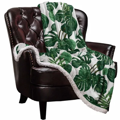 Monstera Leaves Tropical Pattern Blanket: Lush Green Leaf Design