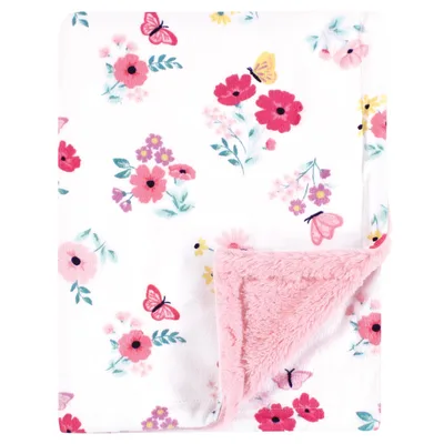 Pink Flowers and Butterflies Blanket: Soft Floral Design for Cozy Days