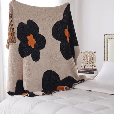 Big Black Flower Pattern Blanket