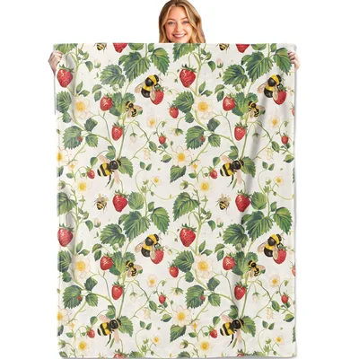 Strawberry Bee Floral Vines Blanket: Vintage Garden Berry Print