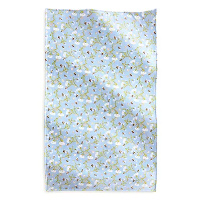 Blue Bee Garden Floral Blanket: A Soft Escape Into Nature