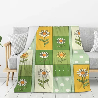 Daisy Patchwork Flowers Blanket: Cozy Floral Quilt Design