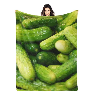 Pickles Cucumbers Food Blanket: Realistic Green Cucumber Print