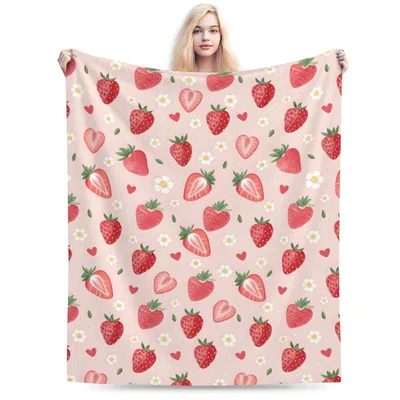 Strawberries and Hearts Pattern Blanket No. 2 – Strawberries
