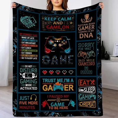 Video Game Lover Blanket: Keep Calm and Game On Design