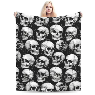 Skull Pattern Blanket: Dark Skull Art for Gothic Home Decor