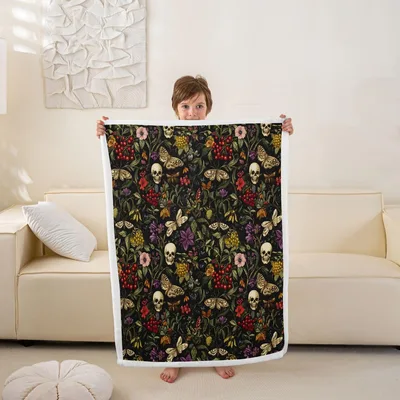 Sugar Skull Floral Pattern Blanket: Gothic Botanical Throw