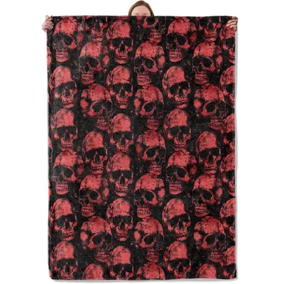 Red Skull Pattern Blanket: Gothic Red Skull Throw for Dark Aesthetics