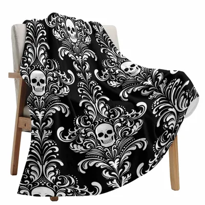 Skull Damask Floral Pattern Blanket: Gothic Ornament Design