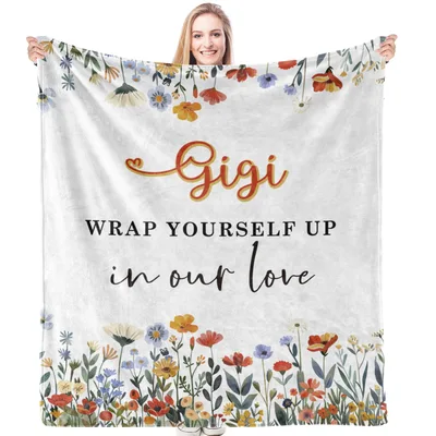 Gigi Wrap Yourself Up Blanket: Floral Grandmother Gift Design