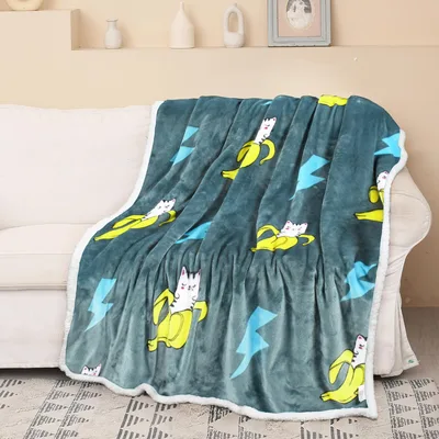 Banana Cat Pattern Blanket: Whimsical Feline in Banana Peels