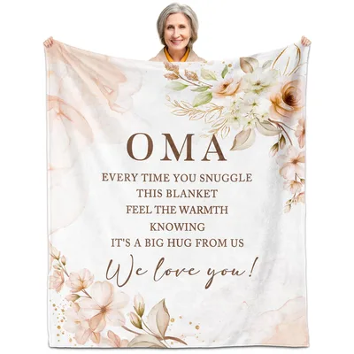 Oma We Love Blanket: A Floral Gift of Warmth and Affection for Grandma