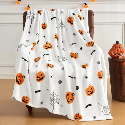 Jack O Lantern Blanket: Spooky Pumpkin Throw