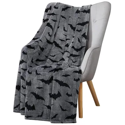 Black Bat Pattern Blanket: Spooky Silhouettes for Halloween