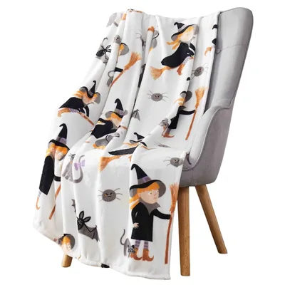 Halloween Witch Blanket: Cute Girl with Broom and Cats