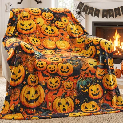 Halloween Pumpkin Pattern Blanket: A Spooky Jack-O-Lantern Throw