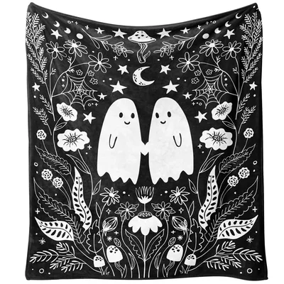 Cute Ghost Floral Blanket: Kawaii Spooky Design for Halloween
