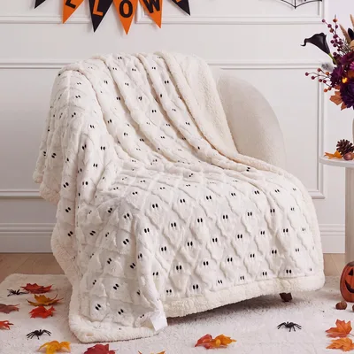 Halloween Ghost Pattern Blanket: Creamy Sherpa Throw