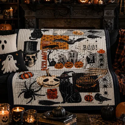 Halloween Gothic Spooky Blanket: Vintage Halloween Patchwork Design