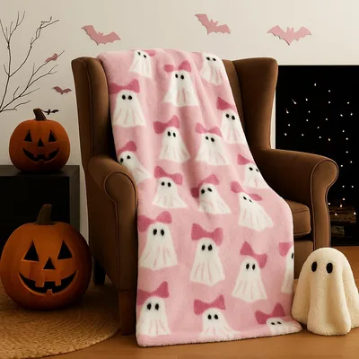 Cute Pink Ghost Halloween Blanket: Adorable Spooky Design for Fall