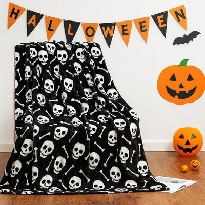 Skull and Crossbones Halloween Pattern Blanket for Spooky Season