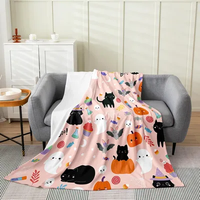 Happy Halloween Blanket: Cute Black Cats, Pumpkins, and Ghosts Pattern