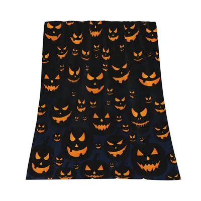 Jack O Lantern Faces Blanket: Spooky Pumpkin Pattern for Halloween