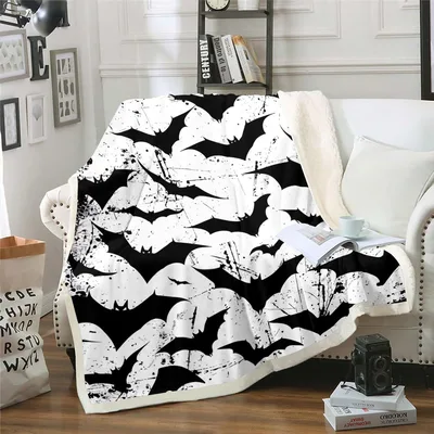 Black and White Bats Blanket: Vintage Grunge Pattern for Halloween