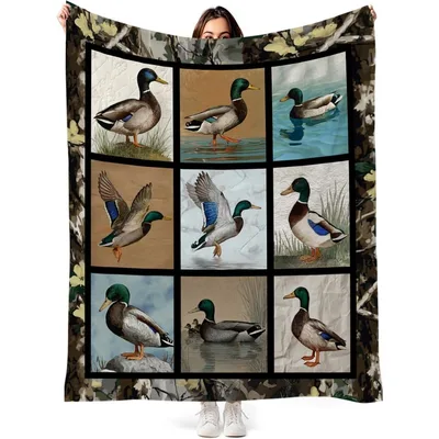 Mallard Ducks Hunting Blanket: Nine-Panel Duck Art with Camo Border