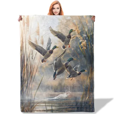Mallard Duck Painting Blanket: Waterfowl Takeoff Art for Hunters