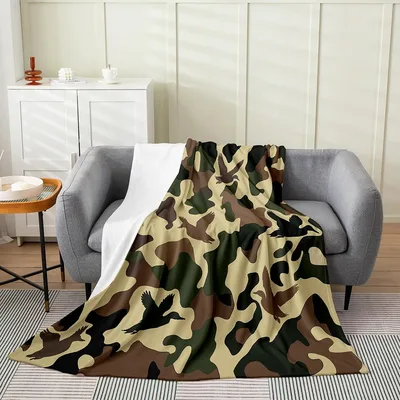 Woodland Camouflage Pattern Blanket for Duck Hunters and Outdoorsmen