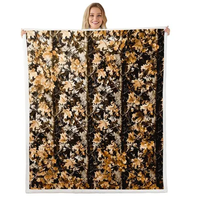 Camouflage Leaves Pattern Blanket for Nature Lovers and Hunters