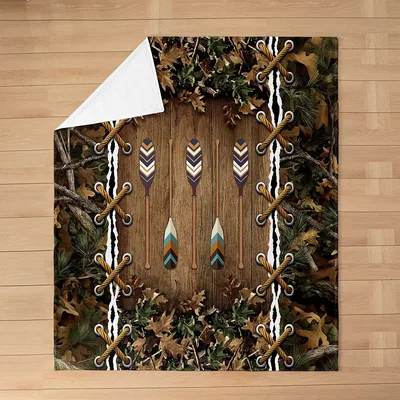 Camo Cabin Arrow Pattern Blanket: Rustic Oar and Camo Design