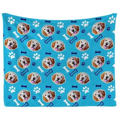Dog Faces and Bones Blanket: Golden Retriever Pattern