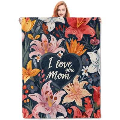 I Love You Mom Blanket: Floral Heart Design for Her