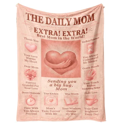 Mom Heart Hug Blanket: The Daily Mom Extra Best Mom in the World