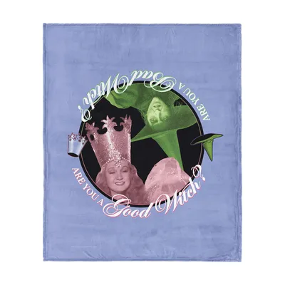 Good Witch Portrait Silhouettes Blanket: Are You a Good Witch Design