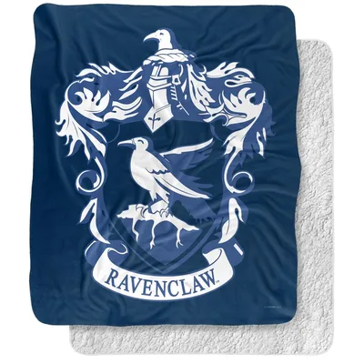 Crest Blanket: Navy Blue House Emblem Design