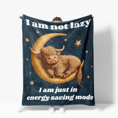 Sleepy Highland Cow Blanket: Energy Saving Mode Design