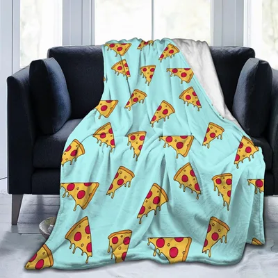 Pizza Slice Pattern Blanket: Dripping Cheese and Pepperoni Design