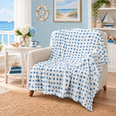 Blue Seashell and Starfish Blanket: Coastal Pattern for Ocean Lovers