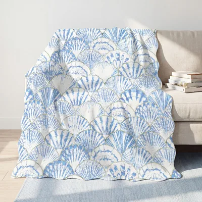 Blue Watercolor Scallop Shells Blanket